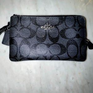 Coach Signature print double zip wristlet